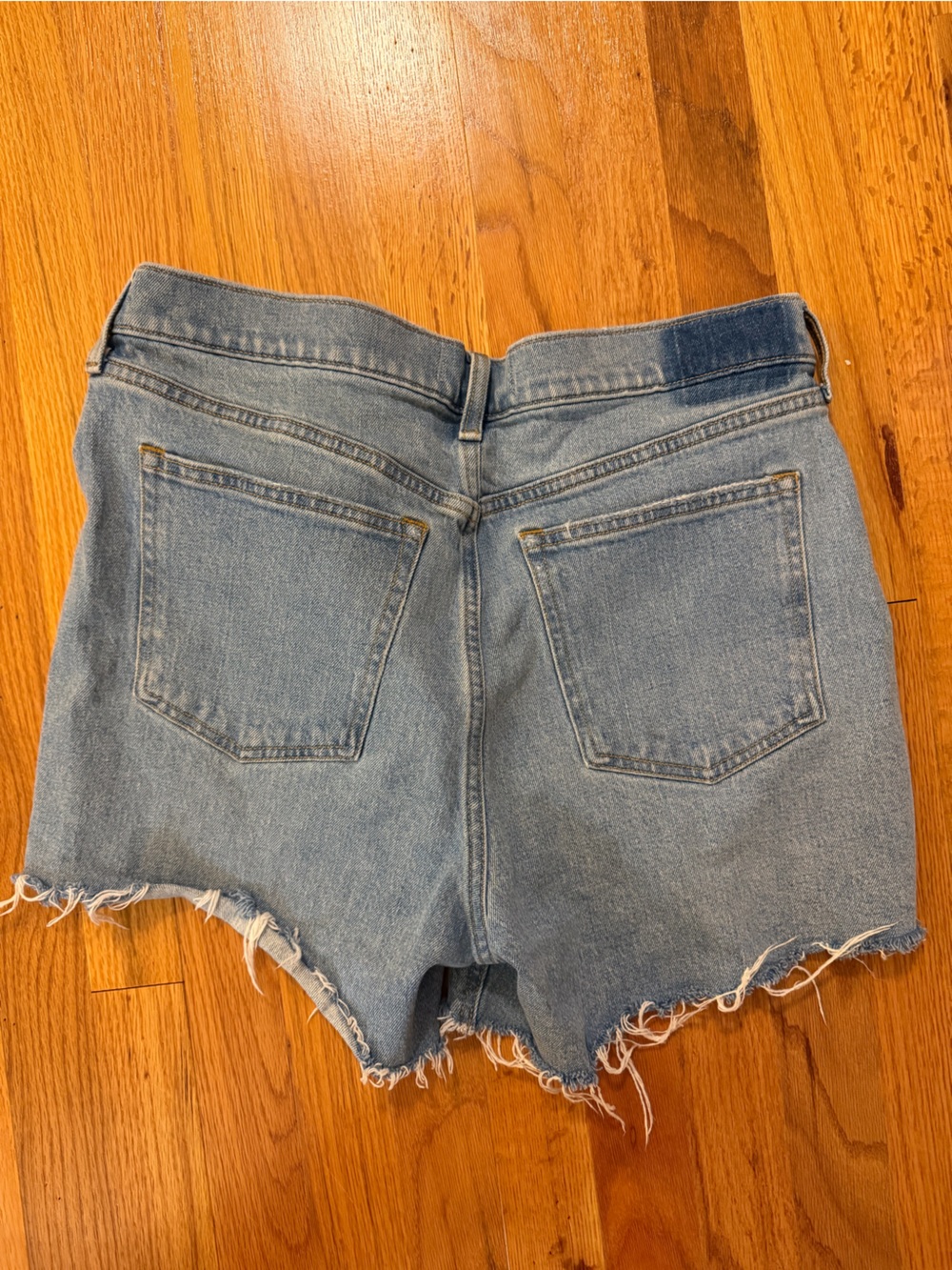 Abercrombie High Rise Mom Shorts - Picture 3 of 3
